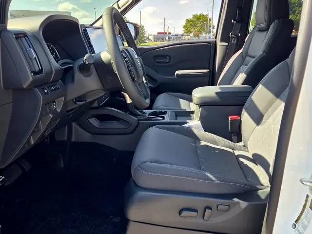 2027 Nissan Frontier SV