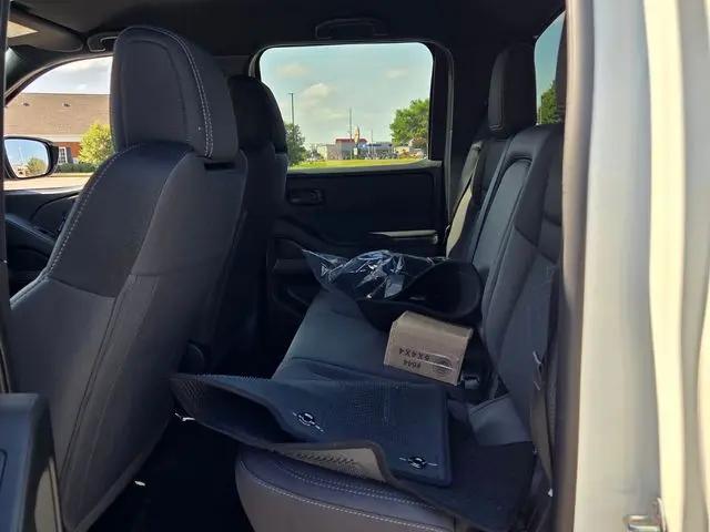 2027 Nissan Frontier SV
