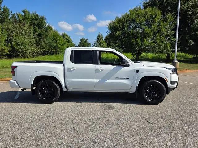 2027 Nissan Frontier SV