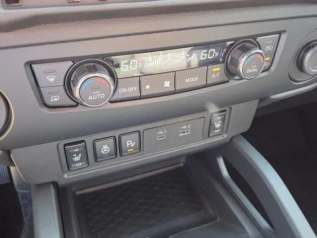 2027 Nissan Frontier SV