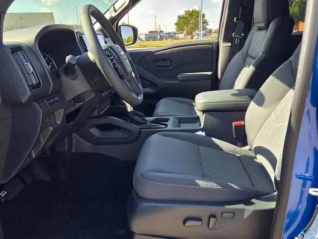 2027 Nissan Frontier SV