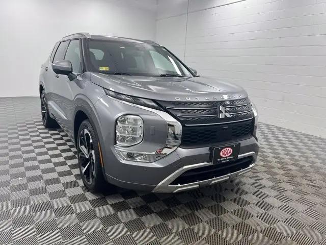 2022 Mitsubishi Outlander SEL for sale in Cranston, RI