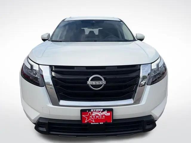 2024 Nissan Pathfinder SV 4WD