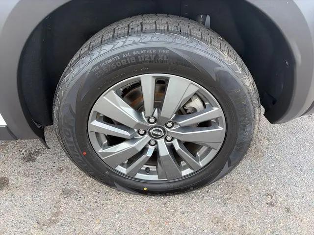 2024 Nissan Pathfinder SV 4WD