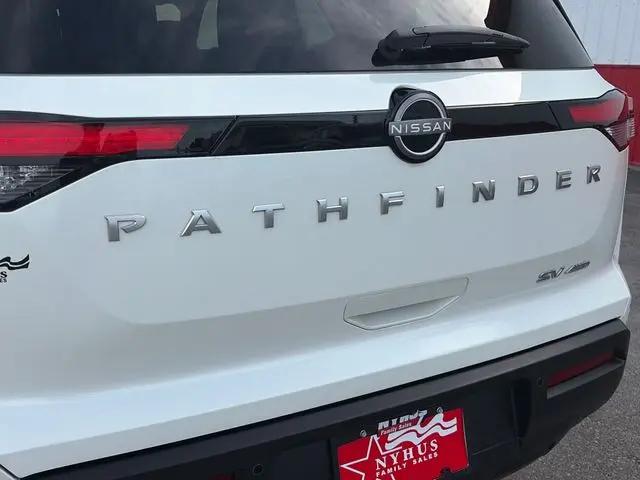 2024 Nissan Pathfinder SV 4WD
