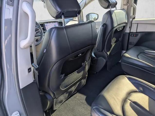 2023 Chrysler Pacifica Hybrid Touring L