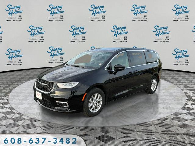 2026 Chrysler Pacifica Select for sale in Viroqua, WI