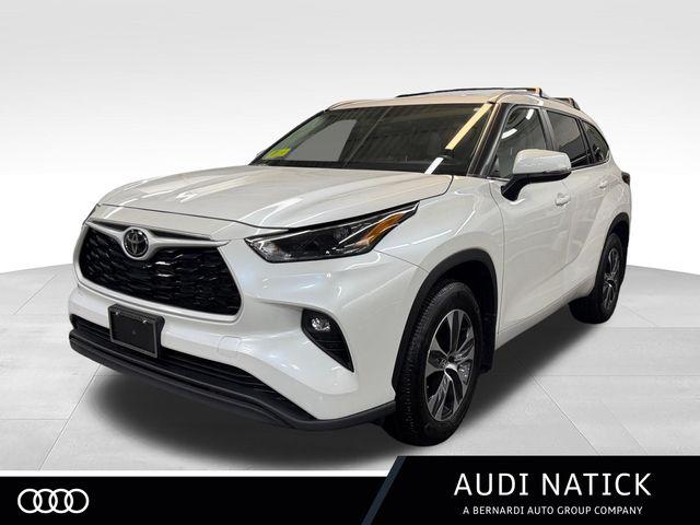 2024 Toyota Highlander XLE for sale in Natick, MA
