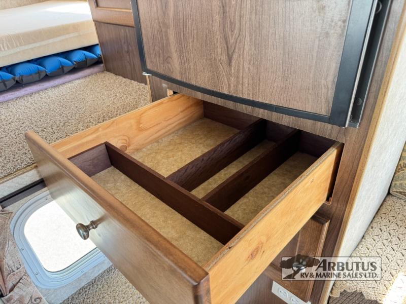 2019 WESTLAND TRAVELAIRE 7.6 TRUCK CAMPER
