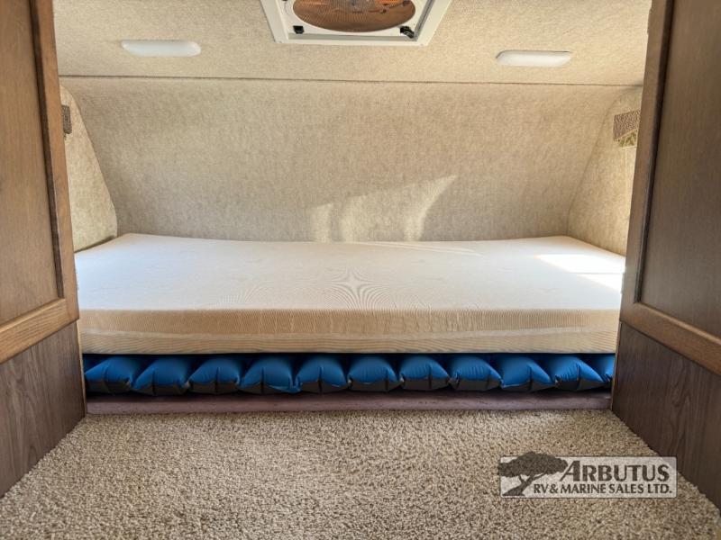 2019 WESTLAND TRAVELAIRE 7.6 TRUCK CAMPER