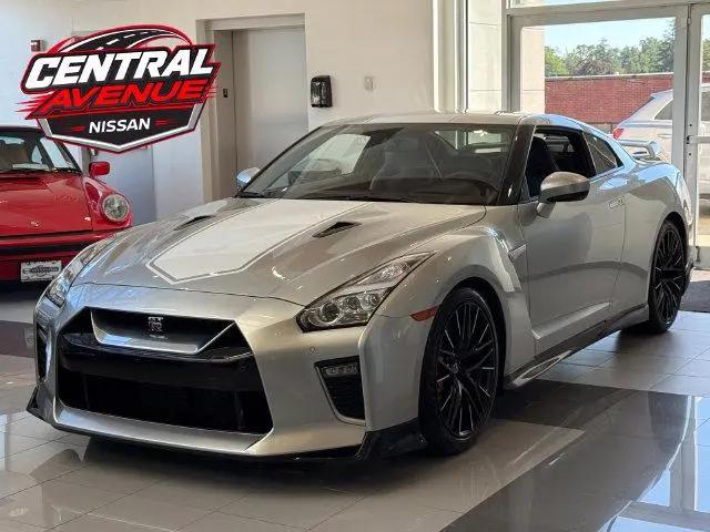 2020 Nissan GT-R Premium Dual-clutch 6-Speed Transmission for sale in Yonkers, NY