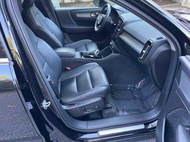 2021 Volvo XC40 T5 Inscription