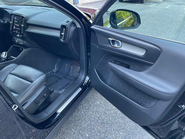 2021 Volvo XC40 T5 Inscription