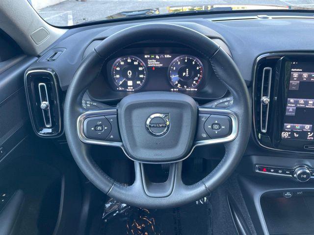 2021 Volvo XC40 T5 Inscription