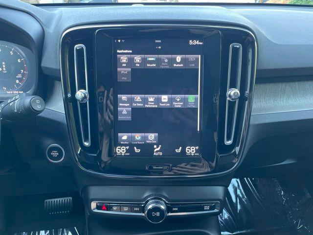 2021 Volvo XC40 T5 Inscription