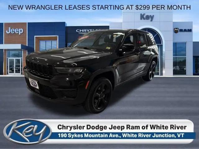 2023 Jeep Grand Cherokee Altitude 4x4 for sale in White River Junction, VT