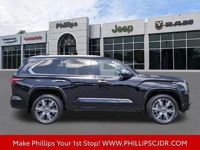 2024 Toyota Sequoia Capstone