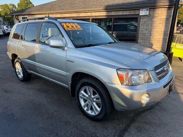 2007 Toyota Highlander Hybrid Limited V6 for sale in Milwaukee, WI