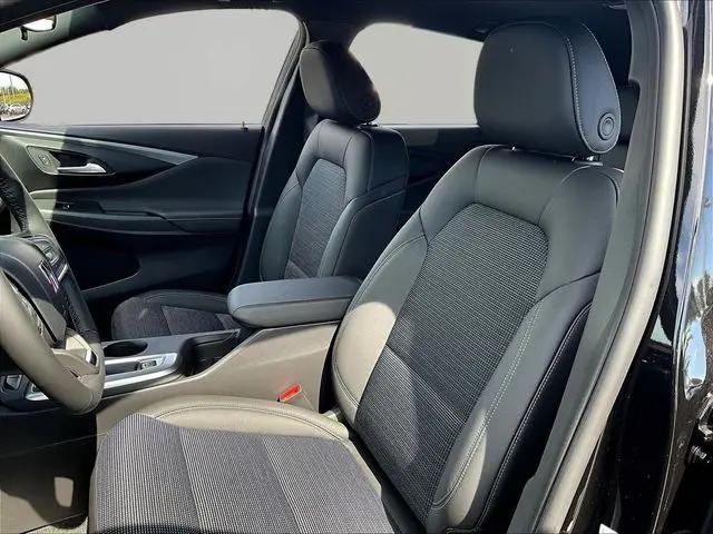2026 Buick NV Preferred FWD