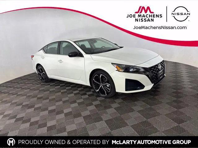 2024 Nissan Altima SR FWD for sale in Columbia, MO