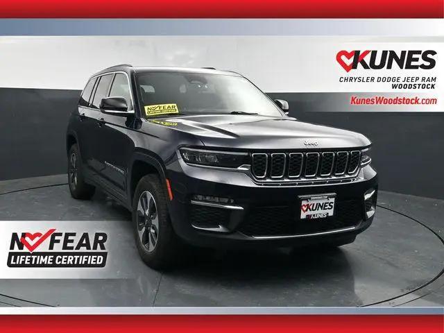 2024 Jeep Grand Cherokee Base for sale in Woodstock, IL