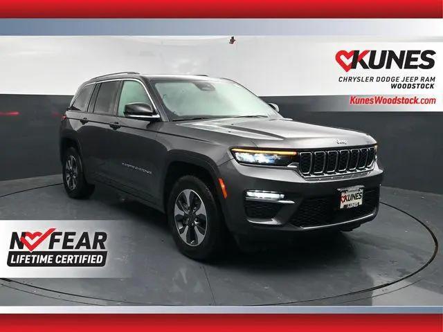 2024 Jeep Grand Cherokee Base for sale in Woodstock, IL
