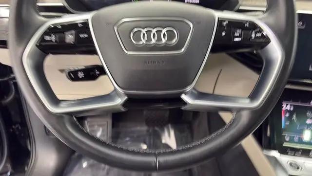 2024 Audi e-tron Premium Plus quattro