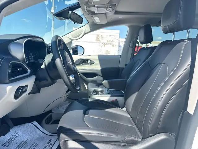 2024 Chrysler Pacifica Touring L AWD