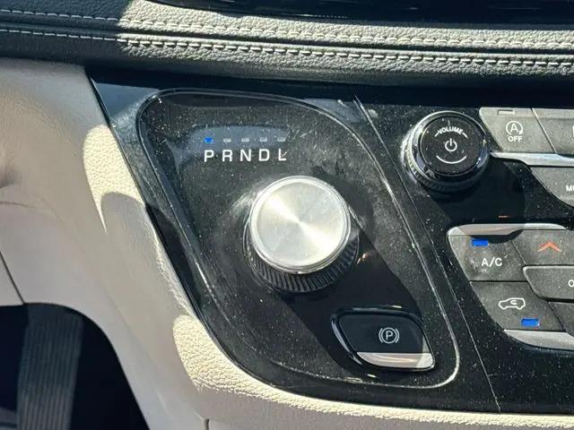 2024 Chrysler Pacifica Touring L AWD