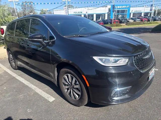 2023 Chrysler Pacifica Hybrid Touring L for sale in Folsom, CA