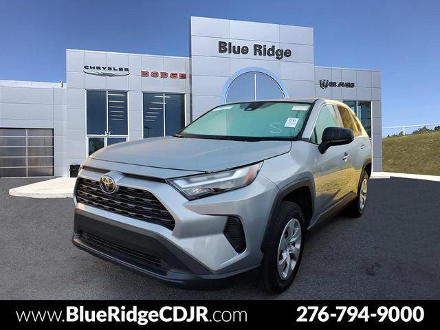 2025 Toyota RAV4 LE 2025 Toyota RAV4 LE