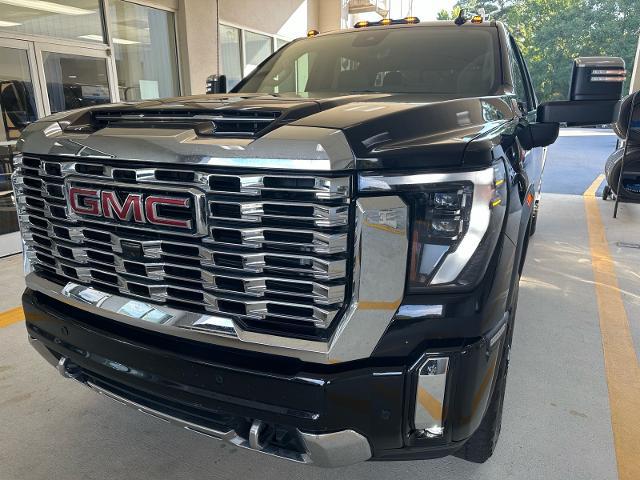 2024 GMC Sierra 2500HD 4WD Crew Cab Standard Bed Denali for sale in Kenly, NC