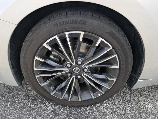 2021 Nissan Maxima SV Xtronic CVT