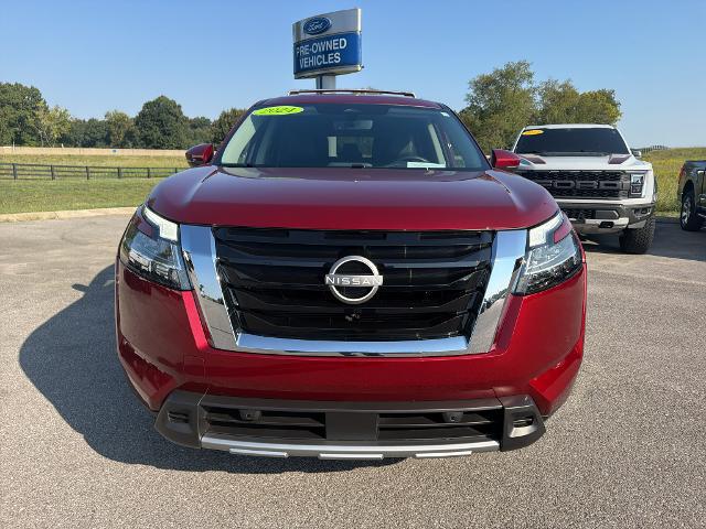 2024 Nissan Pathfinder SL FWD