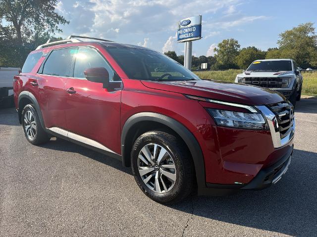 2024 Nissan Pathfinder SL FWD
