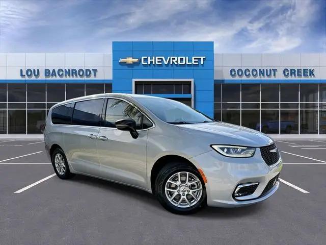 2024 Chrysler Pacifica Touring for sale in Coconut Creek, FL