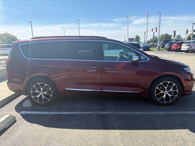 2022 Chrysler Pacifica Limited AWD for sale in Naperville, IL