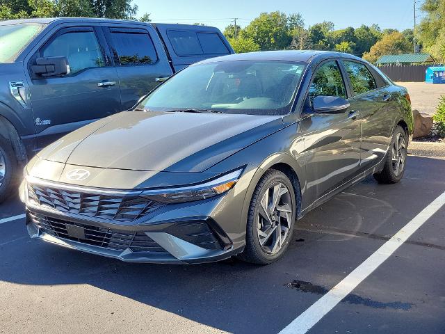 2025 Hyundai Elantra Limited for sale in Battle Creek, MI