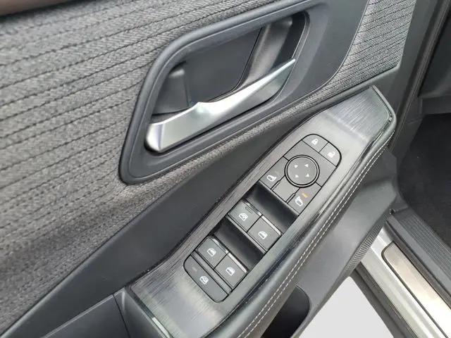 2022 Nissan Rogue SV Intelligent AWD