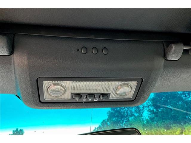 2005 Ford Thunderbird Base