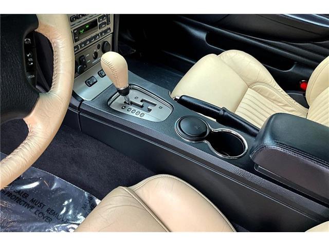 2005 Ford Thunderbird Base