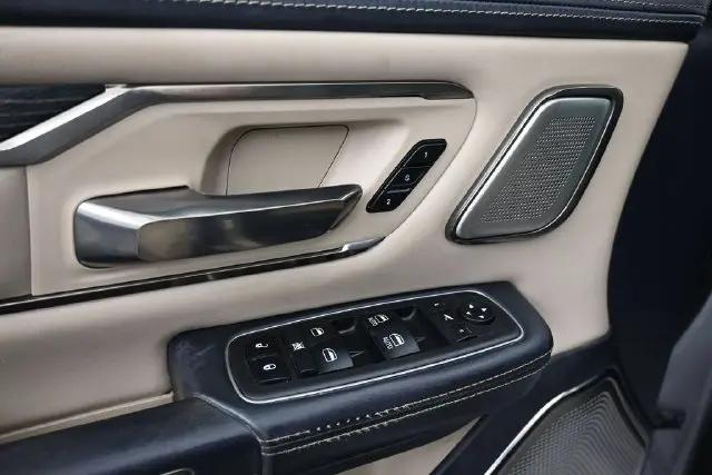 2019 Ram 1500 Limited Crew Cab 4x4 57 Box