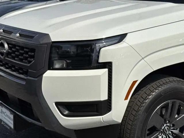 2027 Nissan Frontier SV