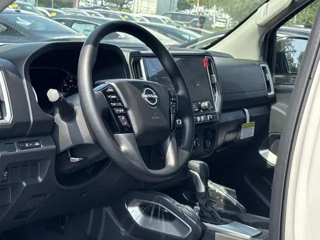 2027 Nissan Frontier SV