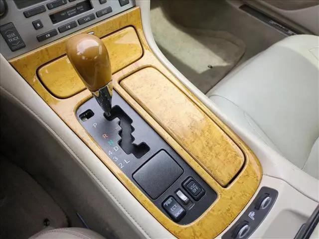 2005 Lexus SC 430 SC 430