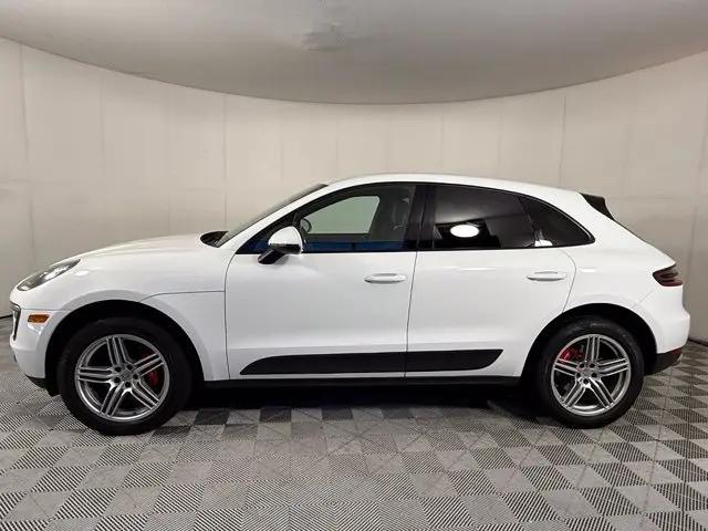 2018 Porsche Macan Macan