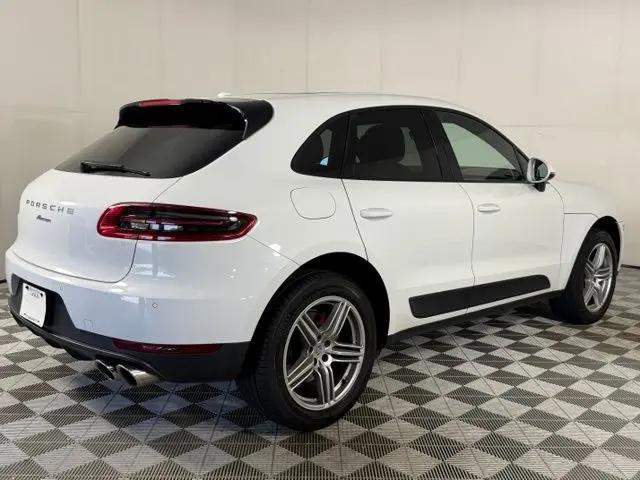 2018 Porsche Macan Macan