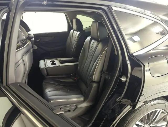 2025 Acura MDX Advance Package