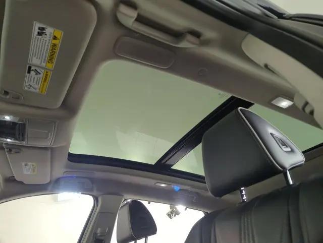 2025 Acura MDX Advance Package