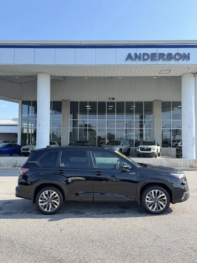 2025 Subaru Forester Touring Hybrid